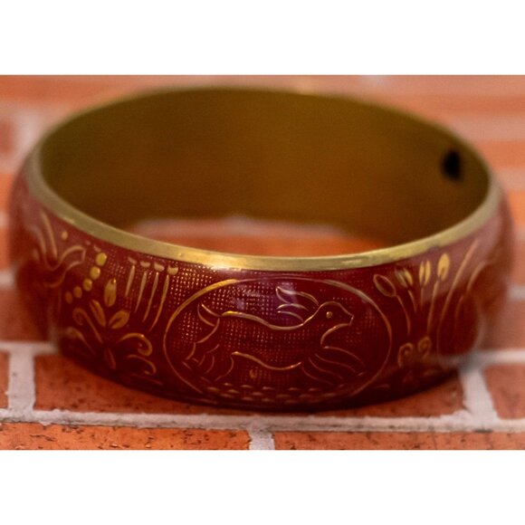 7 inch, Vintage Ornamental Artistry Red & Gold Tone Bangle - WX9 - Picture 2 of 3